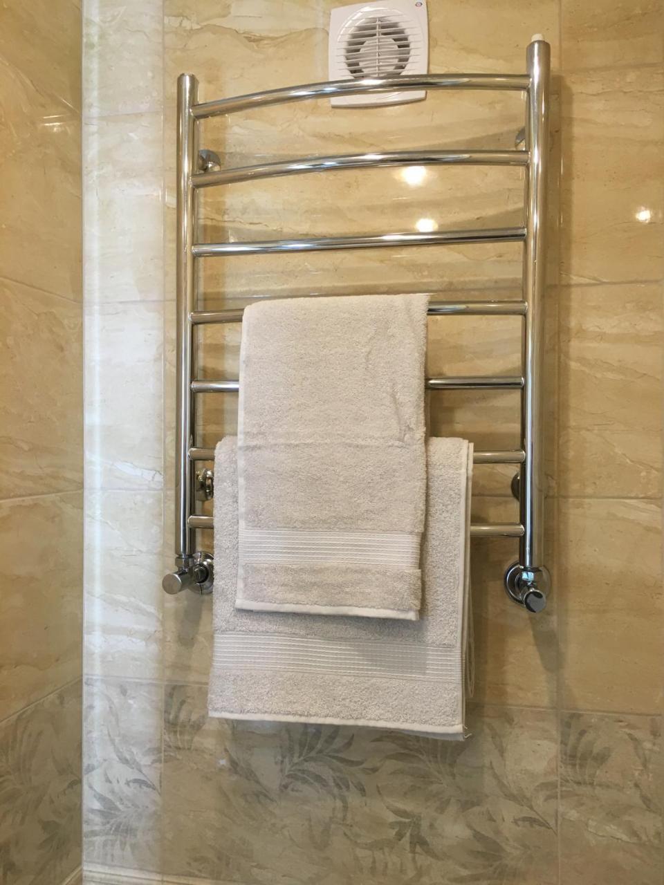 Deluxe Apartment Vesela 5 リヴィウ エクステリア 写真
